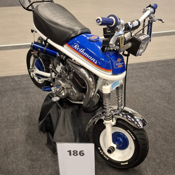 SUZUKI PV Custom tarrasarja